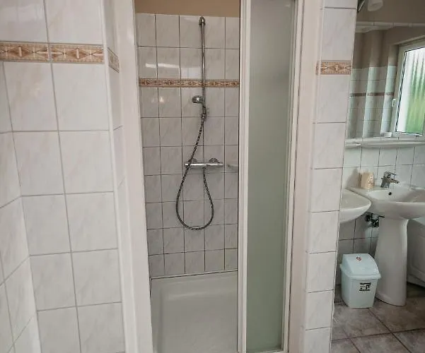 River Lux 4* Дунасентмиклош